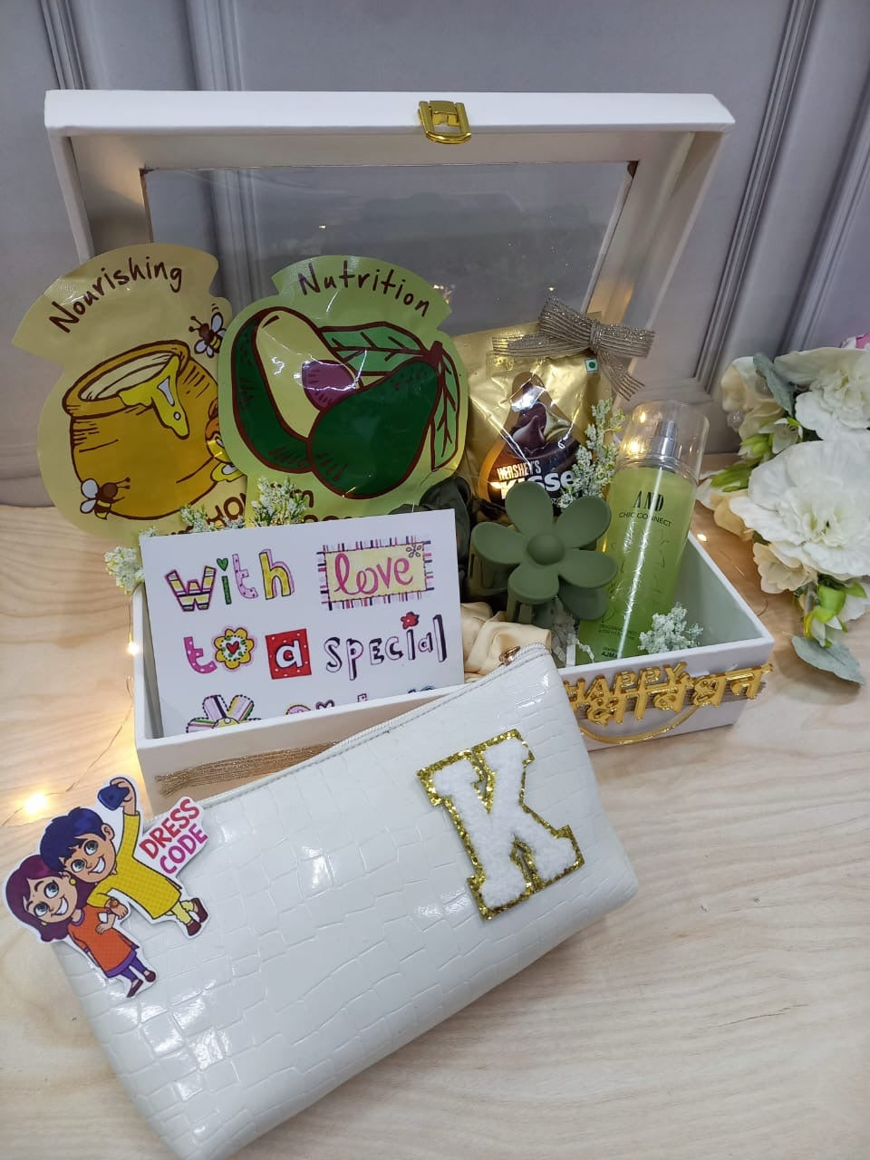 Personalised Pamper Hamper for Sister – Trunk Box with Body Mist, Chocolates, Sheet Masks & More
