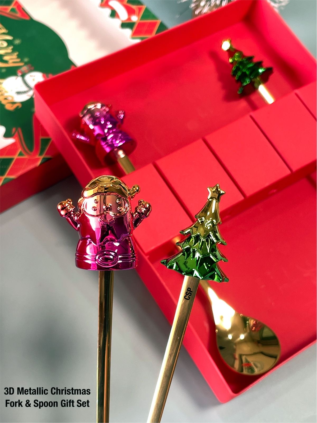 Christmas Special Holographic Characters Stainless Steel Spoon & Fork Set in Elegant Gift Box (Set of 4)l