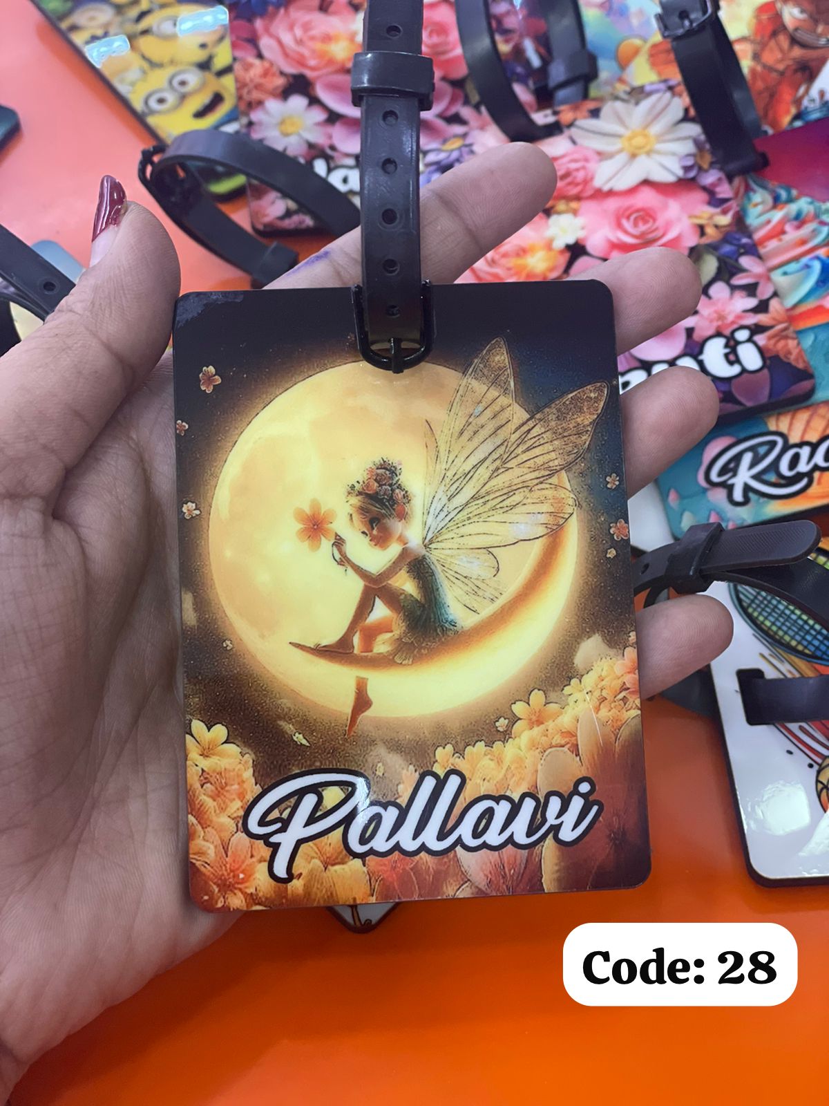 Personalized Budget Travel Bag Tags – Customizable in Any Theme