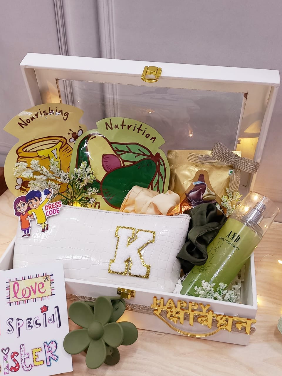 Personalised Pamper Hamper for Sister – Trunk Box with Body Mist, Chocolates, Sheet Masks & More
