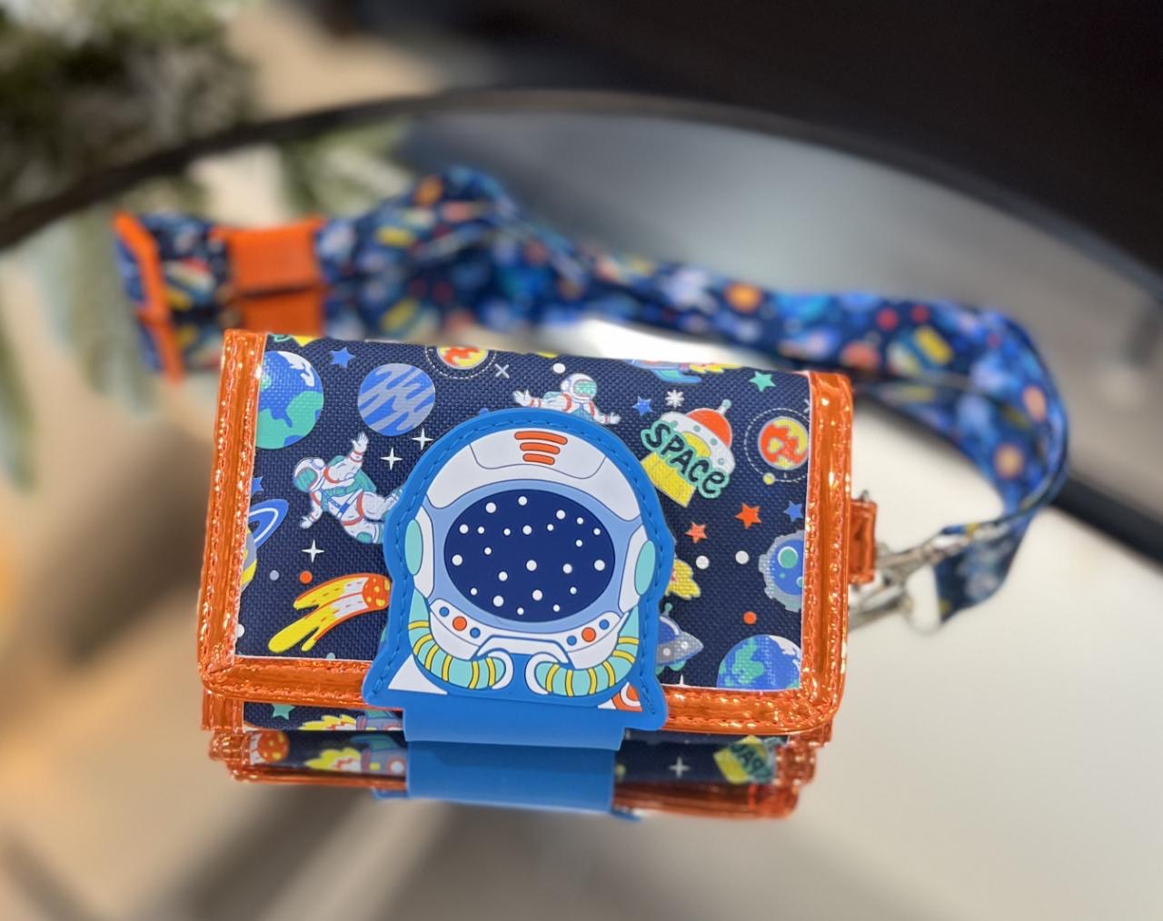 Vest Brand Luxury & Quirky 3-Fold Wallet for Kids with Sling Strap