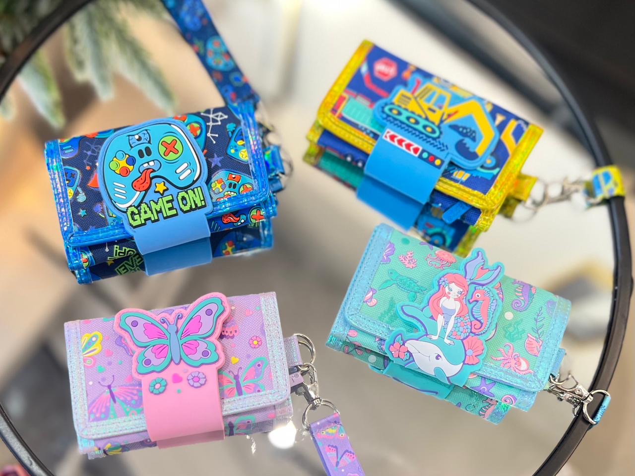 Vest Brand Luxury & Quirky 3-Fold Wallet for Kids with Sling Strap