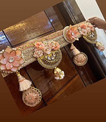 Resin Flowers & Metal Patches Bandhanwar