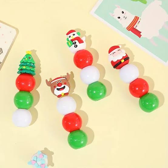 High-Quality Fibre Tip Highlighter with Cute Christmas Lids