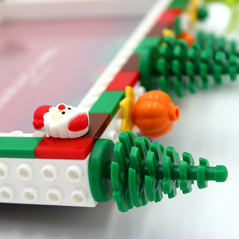 DIY Christmas LEGO Photo Frame Giftset Box