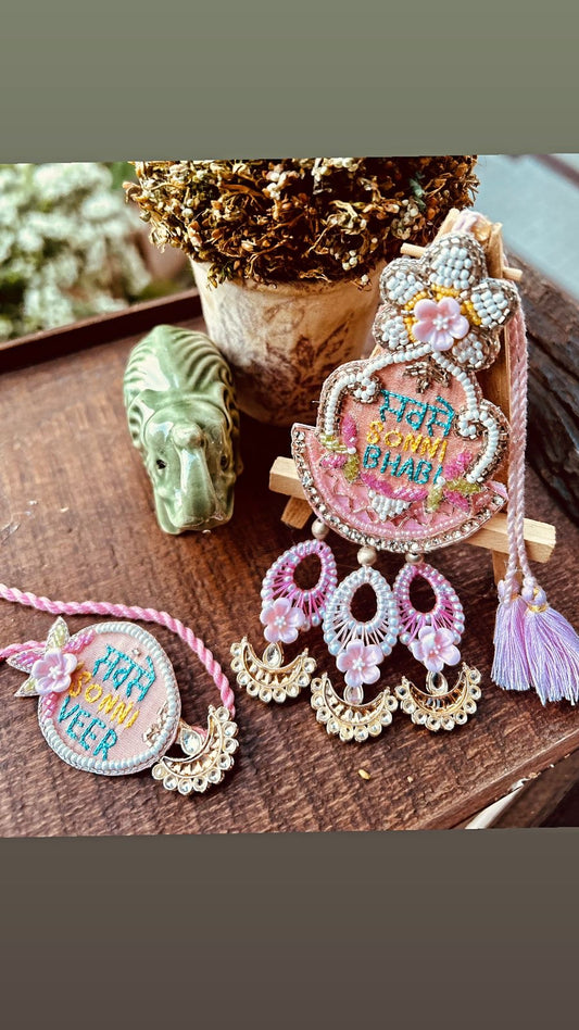 N-37 💖 Sabse Sohna Veer & Sabse Sohni Bhabhi – Hand Embroidered Rakhi Lumba Set 1.0