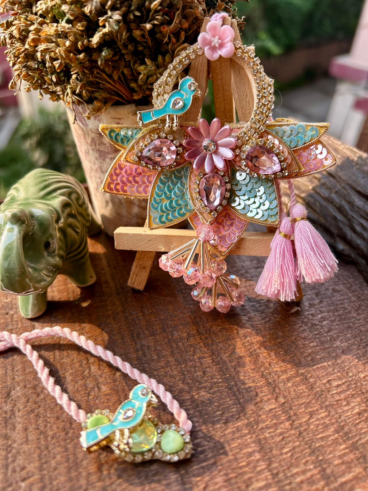 N-27 🕊️ Elegant Metal Bird Rakhi with Sequins Buti – Designer Rakhi for Bhai & Bhabhi 2025