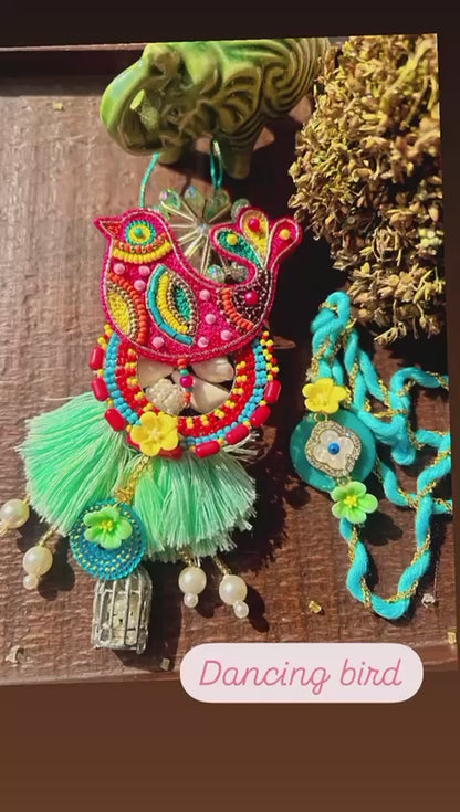 N-20 Dancing Bird Rakhi Lumba Set – Trendy Bhai Bhabhi Combo with Metal Cage Detail