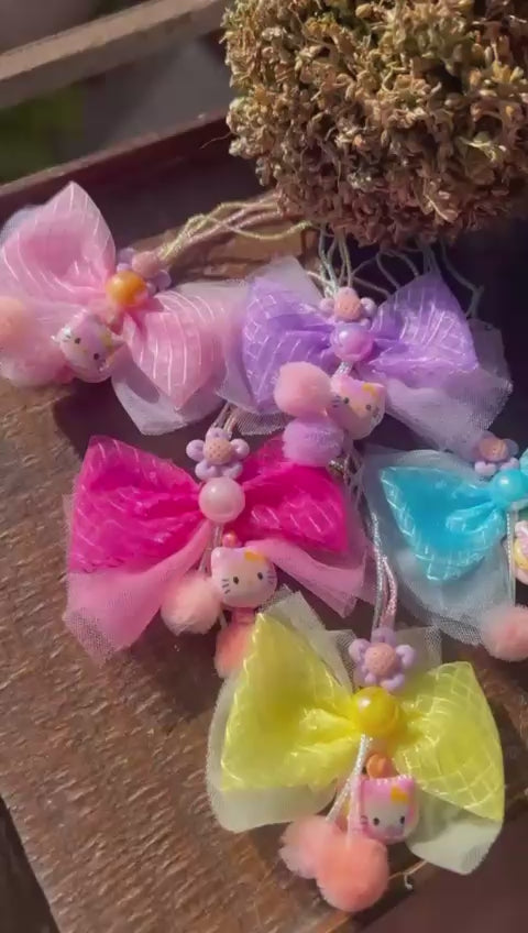 KN-11 Hello Kitty Reusable Hair Clip Lumba Rakhi – Adorable Rakhi for Girls
